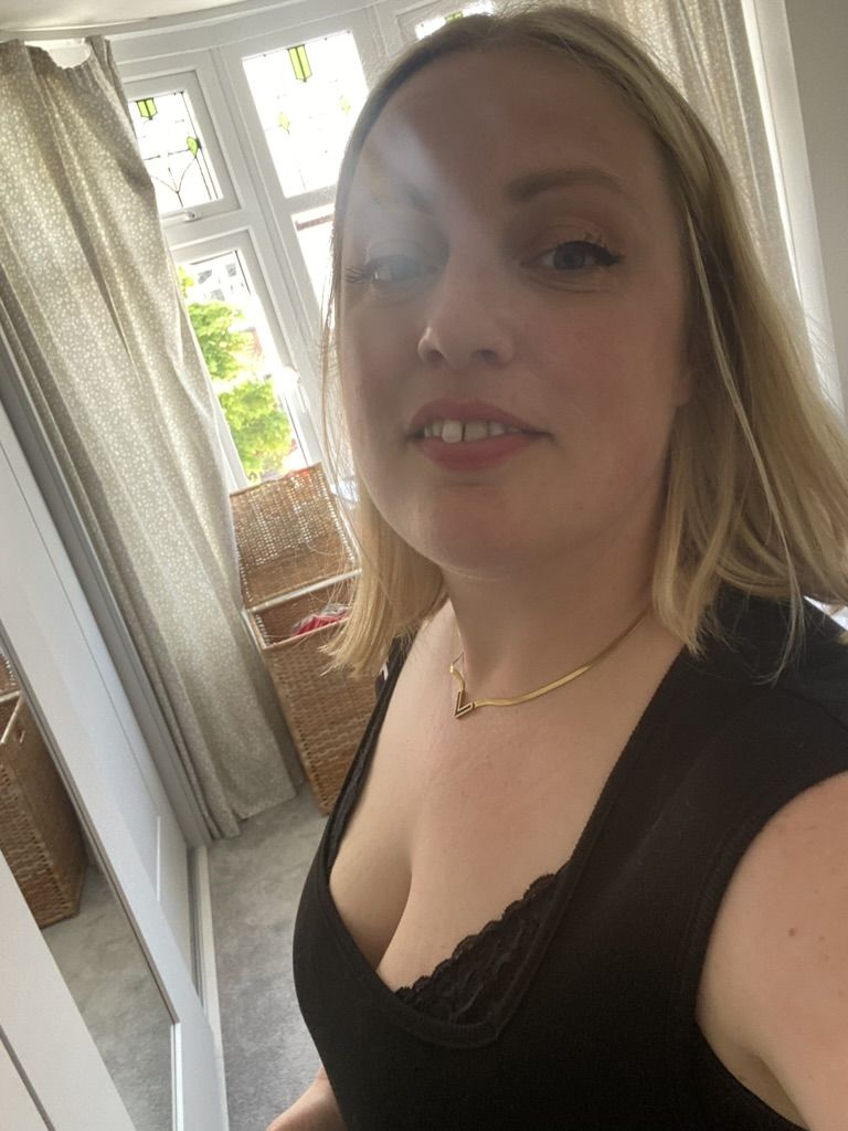 Ellie_045
