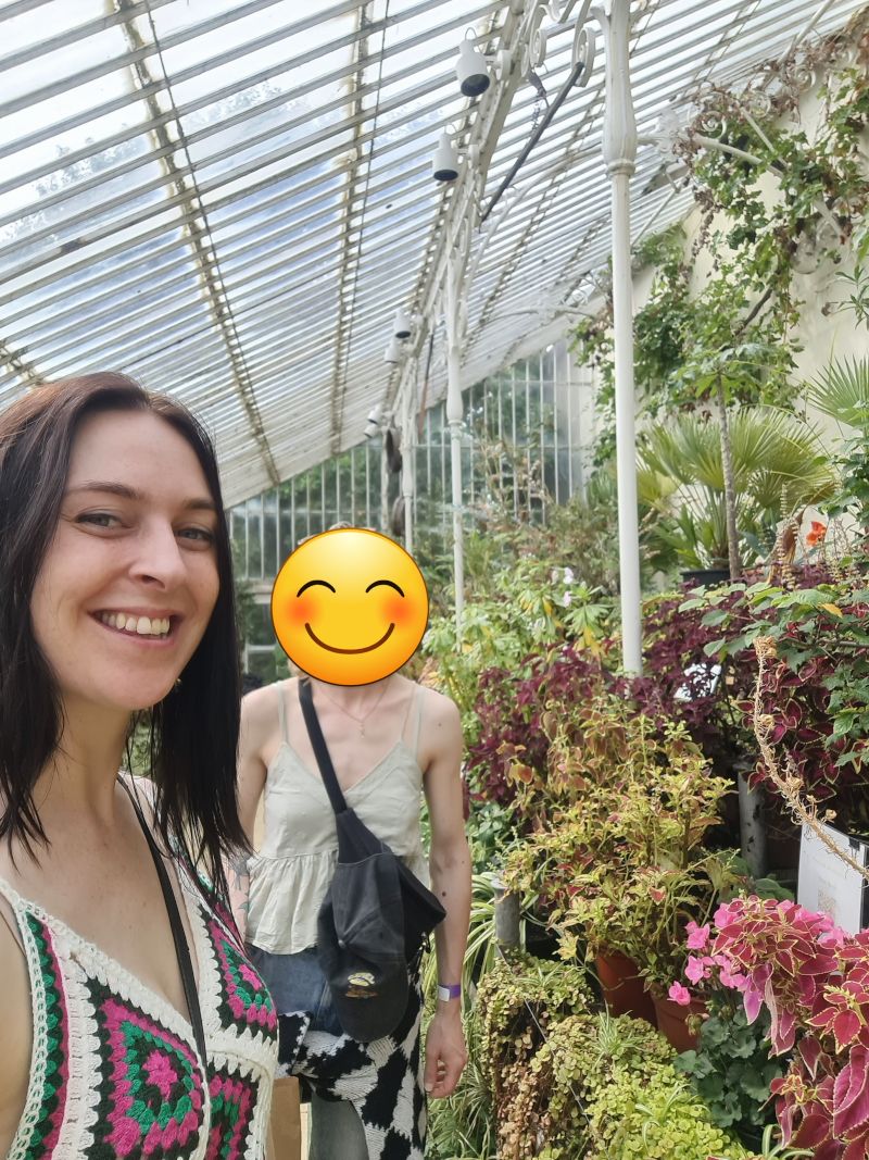 JuliaGoolia JuliaGoolia