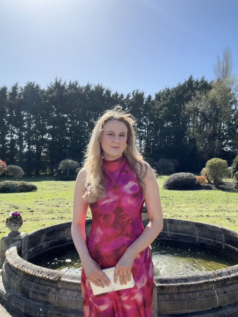 Evelyngwendolyn Evelyngwendolyn