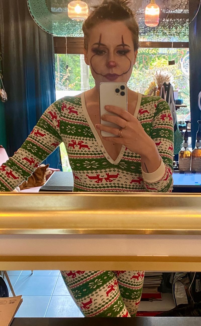 posthumous_smile posthumous_smile