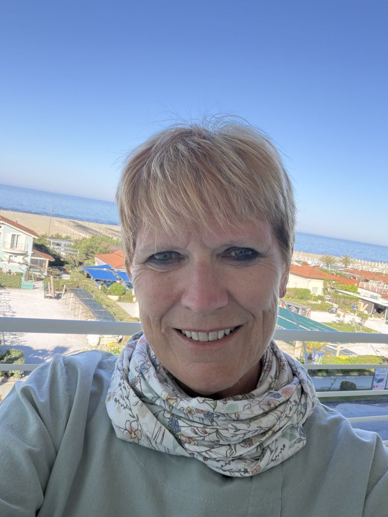 Dottie_May
